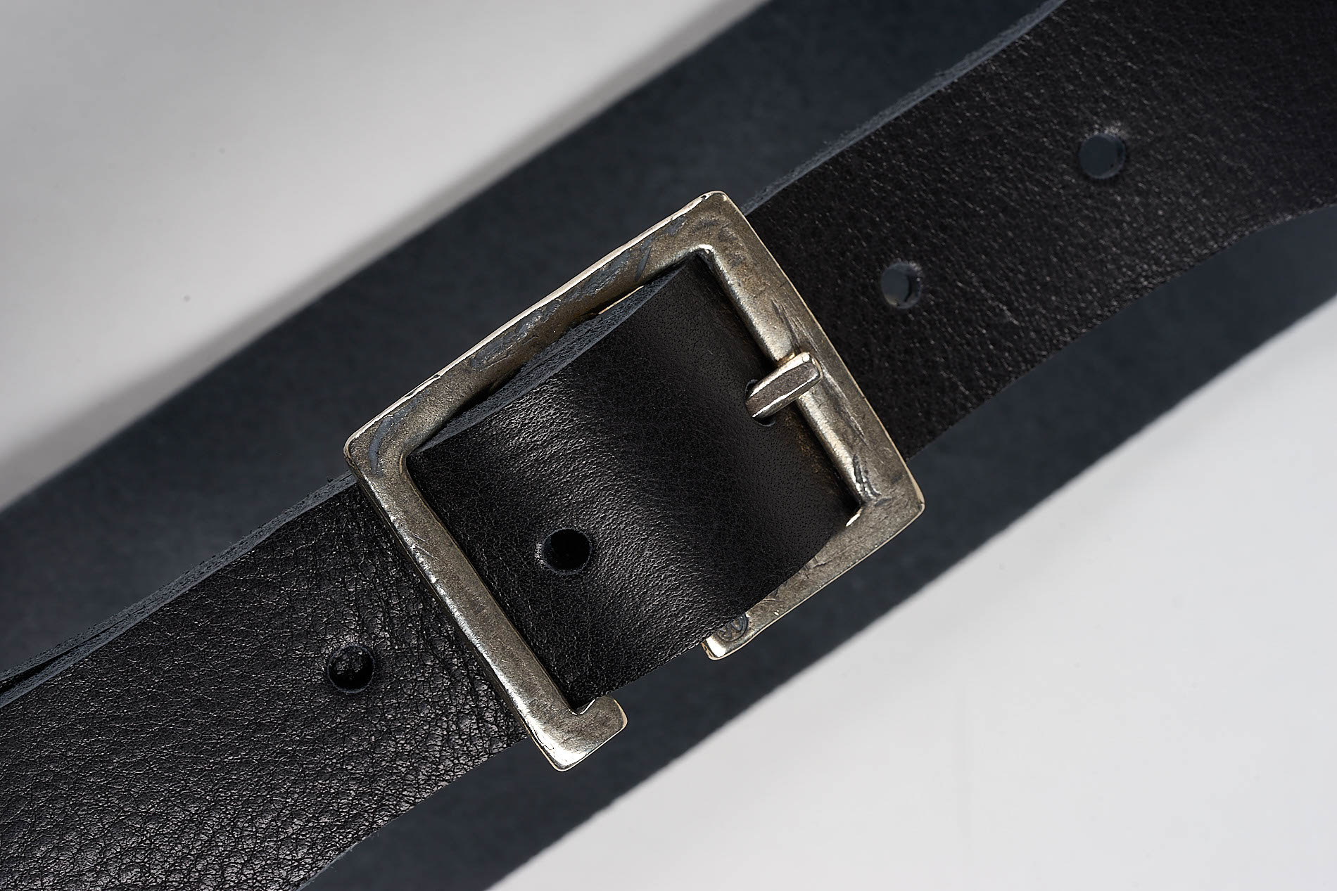 daniele basta leather and silver bags - DETAIL